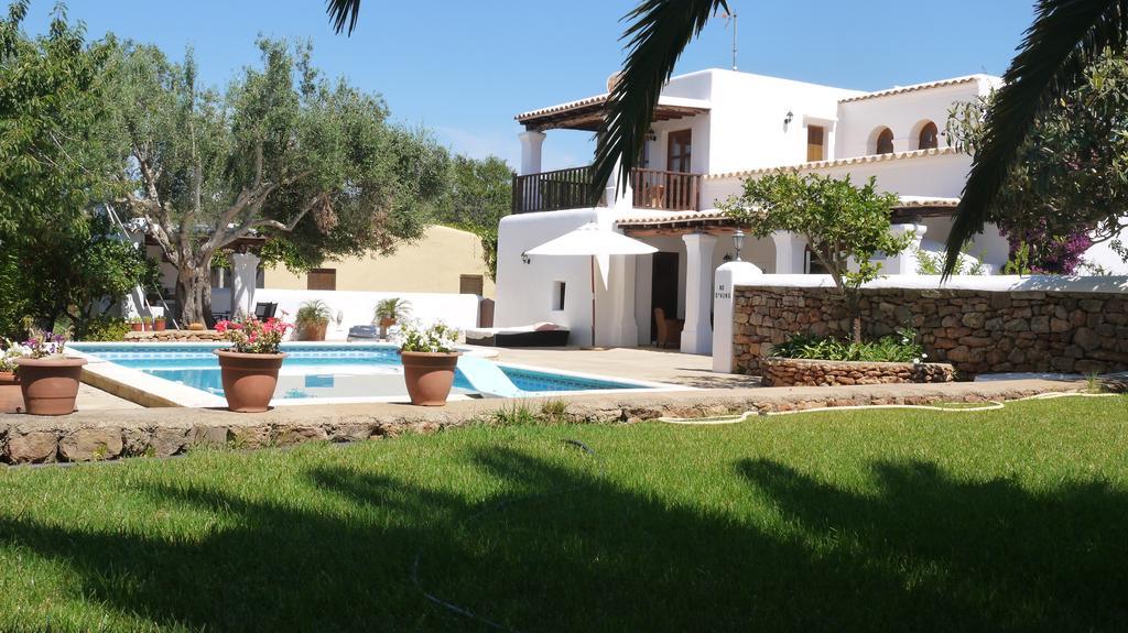 Can Gat Sant Carles de Peralta Bilik gambar