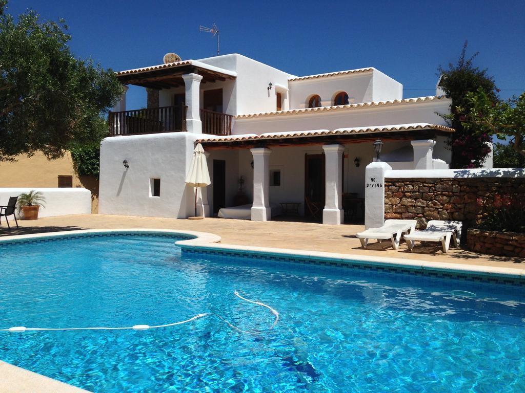 Can Gat Sant Carles de Peralta Bilik gambar